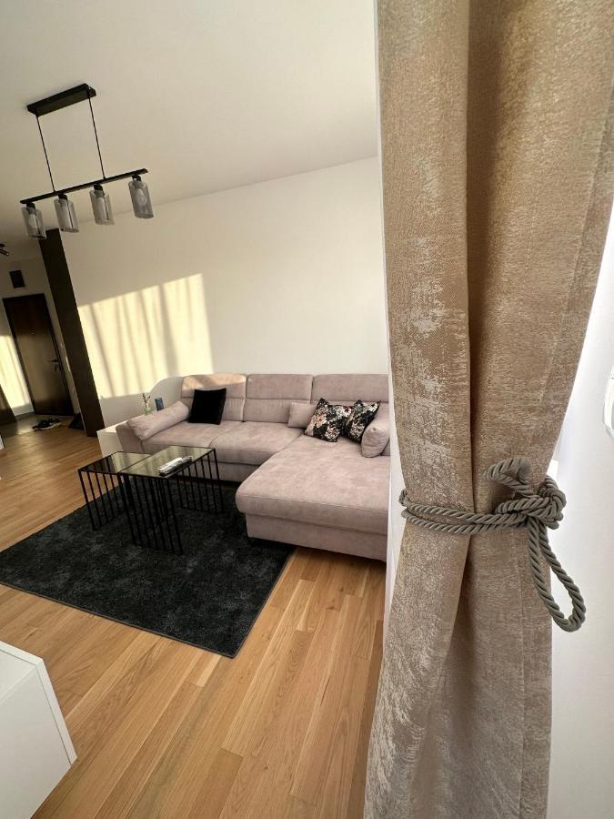 Apartman Ema バニャ・ルカ エクステリア 写真